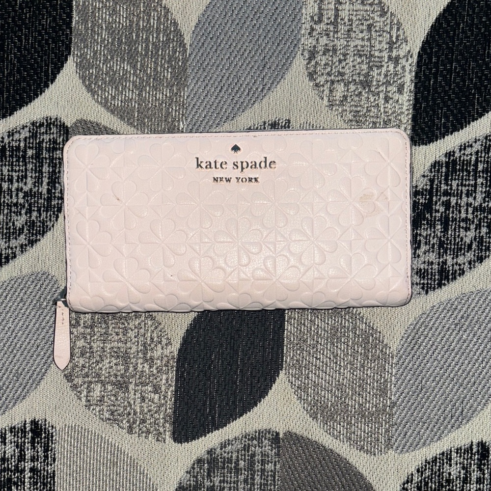 Kate Spade Light Pink Wallet